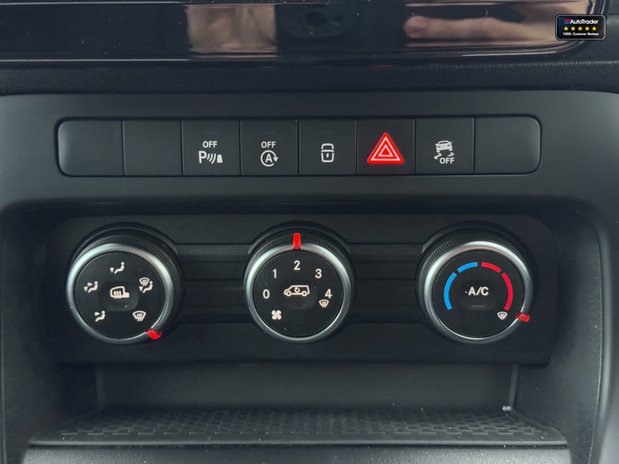 Mercedes-Benz Citan AUTO SWB [SOLD CM] L1H1 Low Roof Pro 110 Air Con Rear Camera Sensors SELECT 34