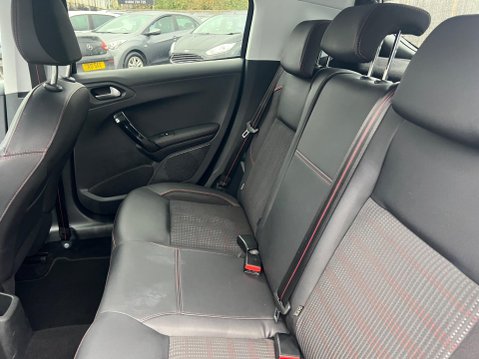 Peugeot 208 1.2 PureTech GT Line Euro 6 (s/s) 5dr 33