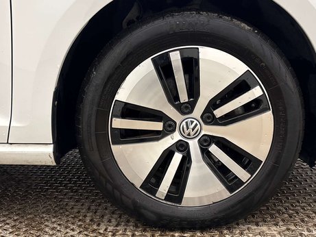 Volkswagen Golf e-Golf 5dr 4