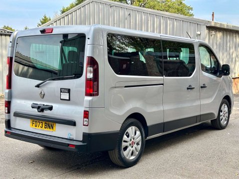 Renault Trafic 2.0 dCi LL30 Advance Minibus Double Cab 5dr Diesel EDC L2 H1 Euro 6 (s/s) ( 5