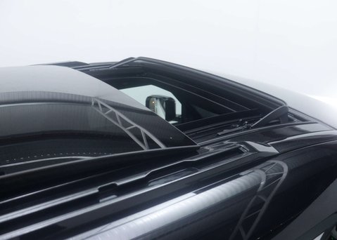 Land Rover Defender 3.0 Defender X-Dynamic HSE D300 MHEV A 4WD 5dr 54