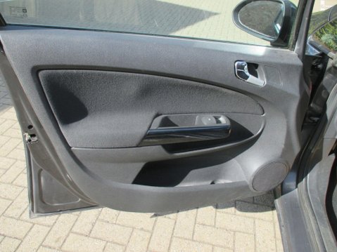Vauxhall Corsa 1.2i ecoFLEX 16V SXi Euro 5 (s/s) 5dr (A/C) 37