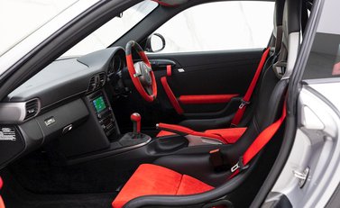 Porsche 911 (997) GT2 RS 11