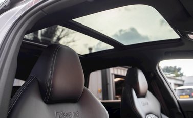 Audi RS6 Avant Performance 15