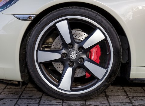 Porsche 911 50th Anniversary Edition 8