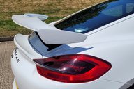 Porsche Cayman GT4 20
