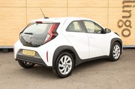 Toyota Aygo X VVT-I PURE 2