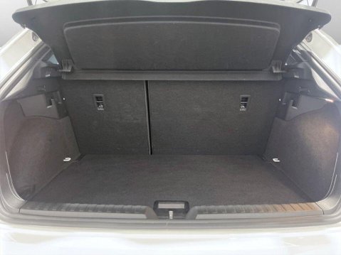 Audi A1 1.0 TFSI 25 S line Sportback 5dr Petrol Manual Euro 6 (s/s) (95 ps) Cruise 40