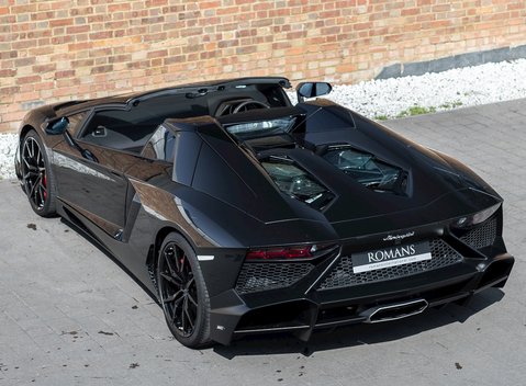 Lamborghini Aventador LP 720-4 Roadster 50th Anniversary 13