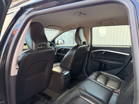 Volvo V70 2.0 V70 SE Nav D4 5dr 22