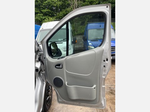 Vauxhall Vivaro 2.0 CDTi Sportive Panel Van 4dr Diesel Manual FWD L1 (215 g/km, 113 bhp) 21