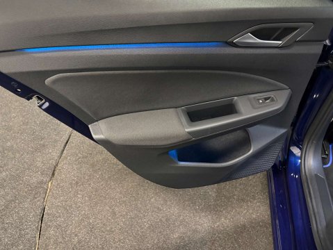 Volkswagen Golf 1.5 Golf Life TSi 5dr 36