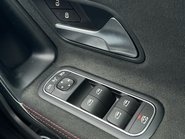 Mercedes-Benz A Class A 200 D AMG LINE PREMIUM 34