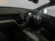 Volvo XC60 2.0 B5 MHEV R-Design SUV 5dr Petrol Hybrid Auto AWD Euro 6 (s/s) (250 ps) 14