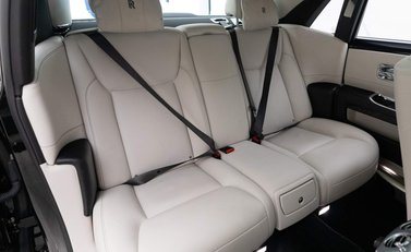 Rolls-Royce Ghost V12 SWB 11
