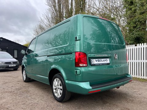 Volkswagen Transporter T28 TDI P/V HIGHLINE 13