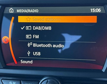 Mini Hatch 1.5 Cooper Sport Auto 3dr 33