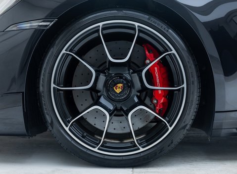 Porsche 911 Turbo Cabriolet (992) 31