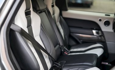 Land Rover Range Rover Sport SVR 13
