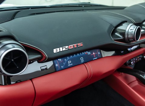 Ferrari 812 GTS 19