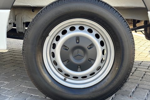 Mercedes-Benz Sprinter 315 Cdi Progressive Glass Frail Van 32
