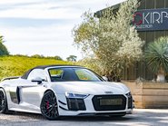 Audi R8 5.2 R8 Spyder Quattro V10 Semi-Auto 4WD 2dr 28