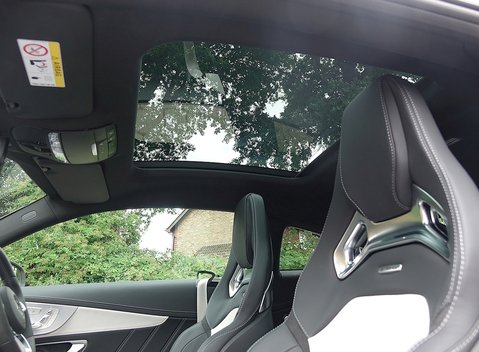 Mercedes-Benz C Class C63 S Coupe 8