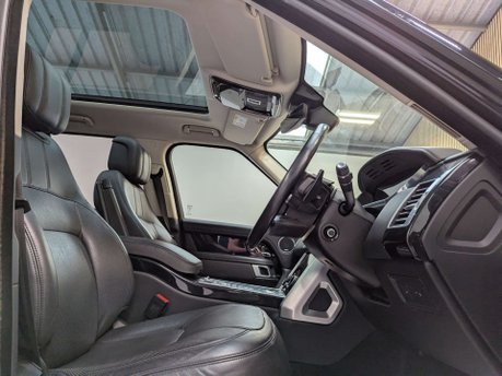 Land Rover Range Rover 3.0 Range Rover Vogue SDV6 Auto 4WD 5dr 27
