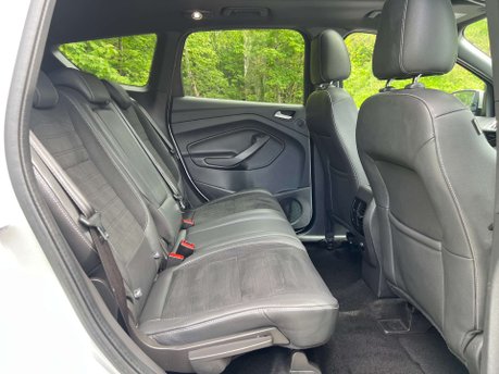 Ford Kuga 2.0 Kuga ST-Line TDCi 5dr 44