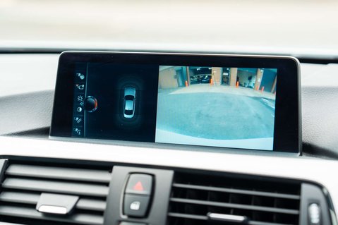 BMW 4 Series 3.0 440i M Sport Auto 2dr 30