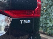 Volvo XC60 2.0 T5 R-Design Auto AWD Euro 6 (s/s) 5dr 37