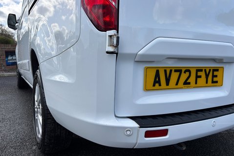Ford Transit Custom 280 130 ps L1 Limited Panel Van - Sat Nav 24