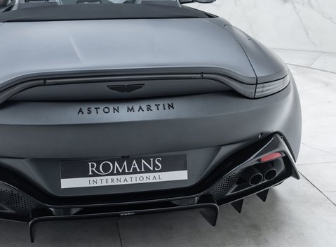 Aston Martin V8 Vantage ROADSTER 32