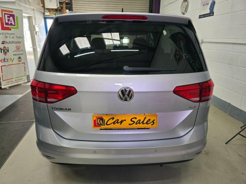 Volkswagen Touran 1.6 TDI BlueMotion Tech SE Euro 6 (s/s) 5dr 8