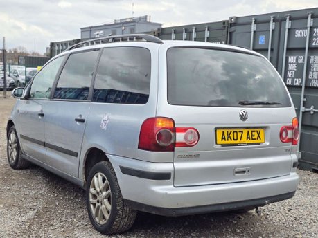 Volkswagen Sharan 1.9 TDI PD SE MPV 5dr Diesel Automatic (211 g/km, 115 bhp) 4