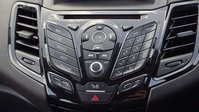 Ford Fiesta 1.0T EcoBoost Zetec Hatchback 5dr Petrol Powershift Euro 6 (100 ps) 27
