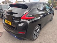 Nissan LEAF N-CONNECTA 8