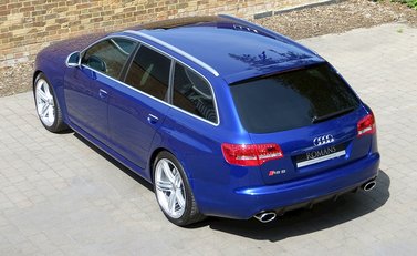 Audi RS6 Avant Plus 14