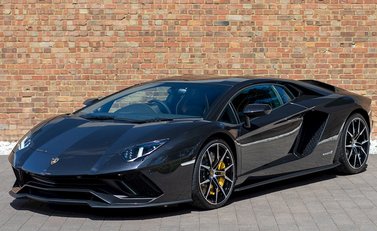 Lamborghini Aventador S LP740-4 7
