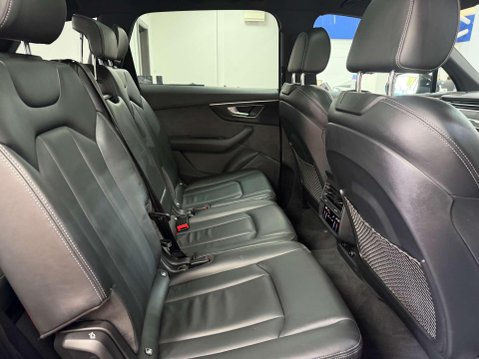 Audi Q7 3.0 TDI V6 45 Black Edition SUV 5dr Diesel Tiptronic quattro Euro 6 (s/s) ( 41