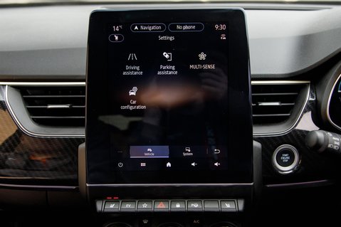 Renault Arkana E-TECH ENGINEERED 33