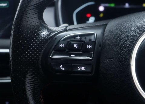 MG HS 1.5 MG HS Exclusive Semi-Auto 5dr 31