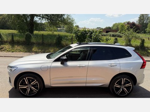 Volvo XC60 2.0 XC60 R-Design Pro T8 Recharge AWD Auto 4WD 5dr 35