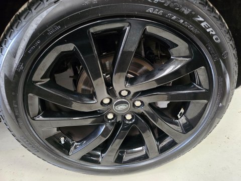 Land Rover Discovery 3.0 TD V6 HSE Luxury Auto 4WD Euro 6 (s/s) 5dr 60