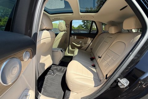 Mercedes-Benz GLC GLC 250 4MATIC SPORT PREMIUM PLUS - RARE BUILD - PAN ROOF - 360 CAMERA 25