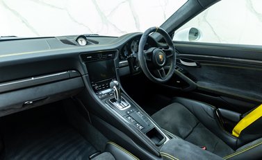 Porsche 911 GT3 RS (991.2) 18