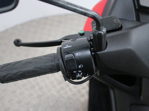 Yamaha Nmax 125 GPD125-A ABS 22