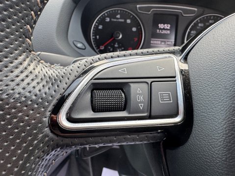 Audi Q3 TFSI S LINE EDITION 32