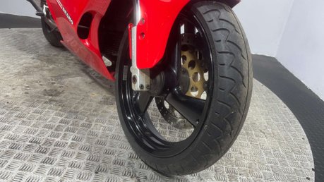 Ducati 750 1992 18K RUNNING PROJECT BIKE CLASSIC 6750 VTWIN CARBED 14