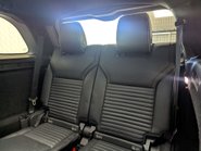 Land Rover Discovery 3.0 Discovery HSE TD6 Auto 4WD 5dr 69